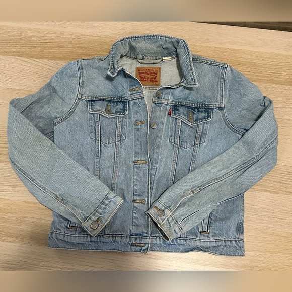 Levi's denim jacket size L - Picture 1 of 4